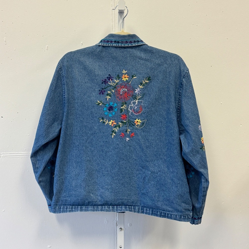 Vintage Tantrums Floral Embroidered Denim Jacket Medium Boho Cottagecore - Picture 2 of 9
